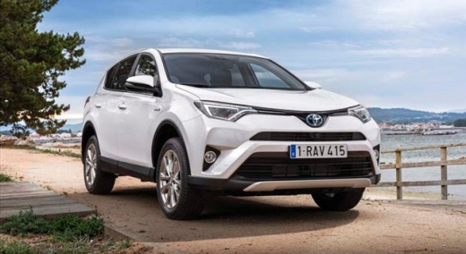 Dove si trova la valvola EGR della Toyota RAV 4?